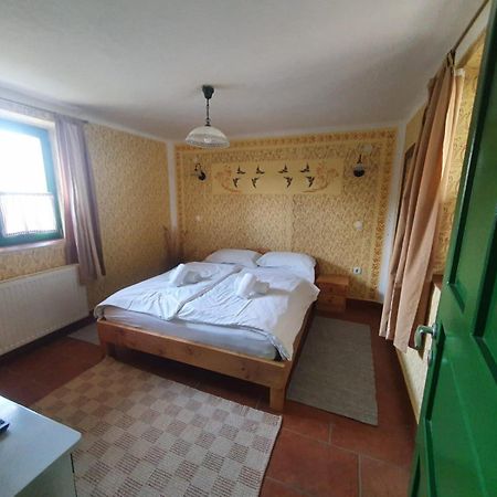 Bed and Breakfast Sobe Kod Baje - Baranjska Kuca Karanac Exterior foto