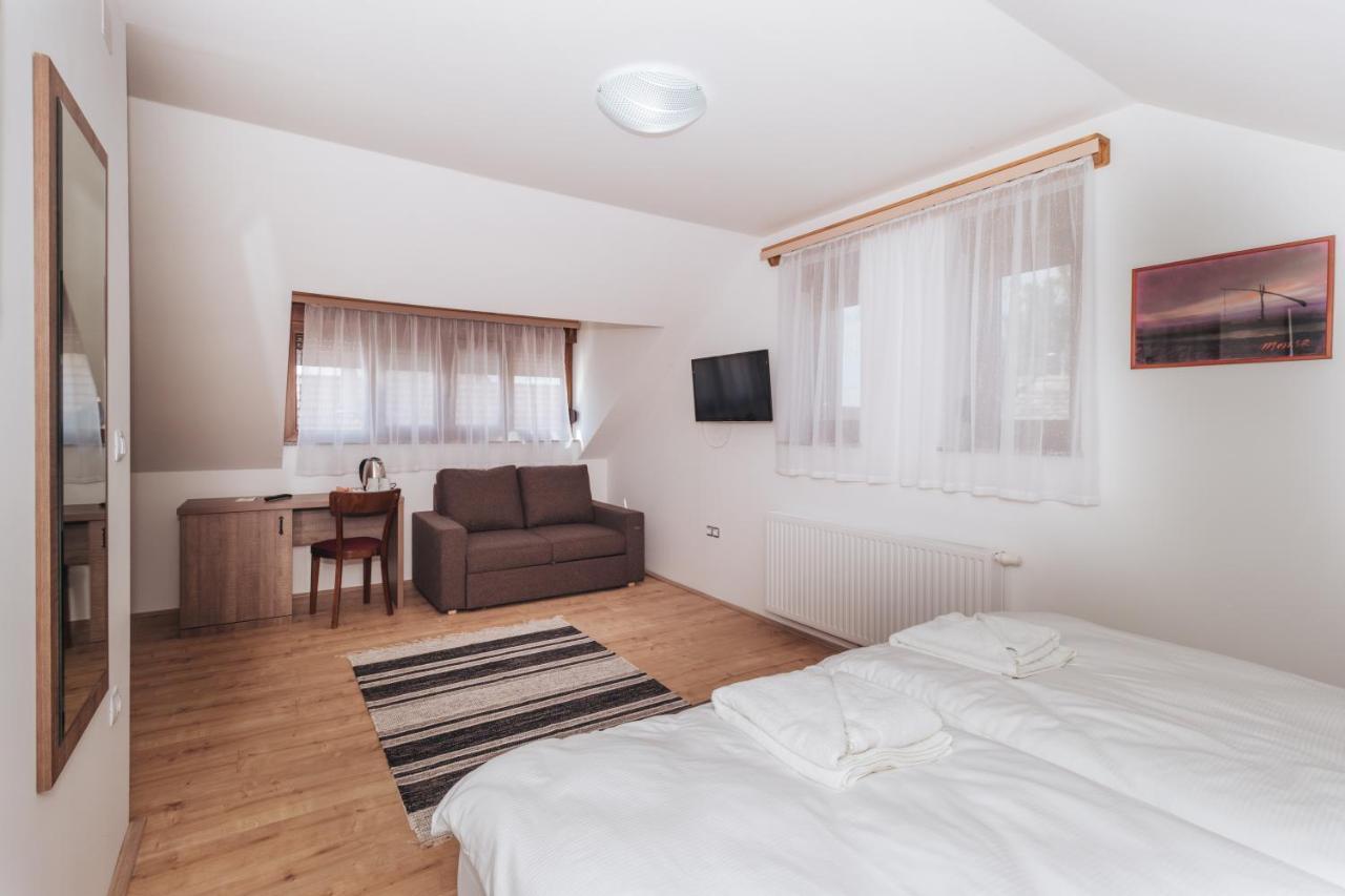 Bed and Breakfast Sobe Kod Baje - Baranjska Kuca Karanac Exterior foto