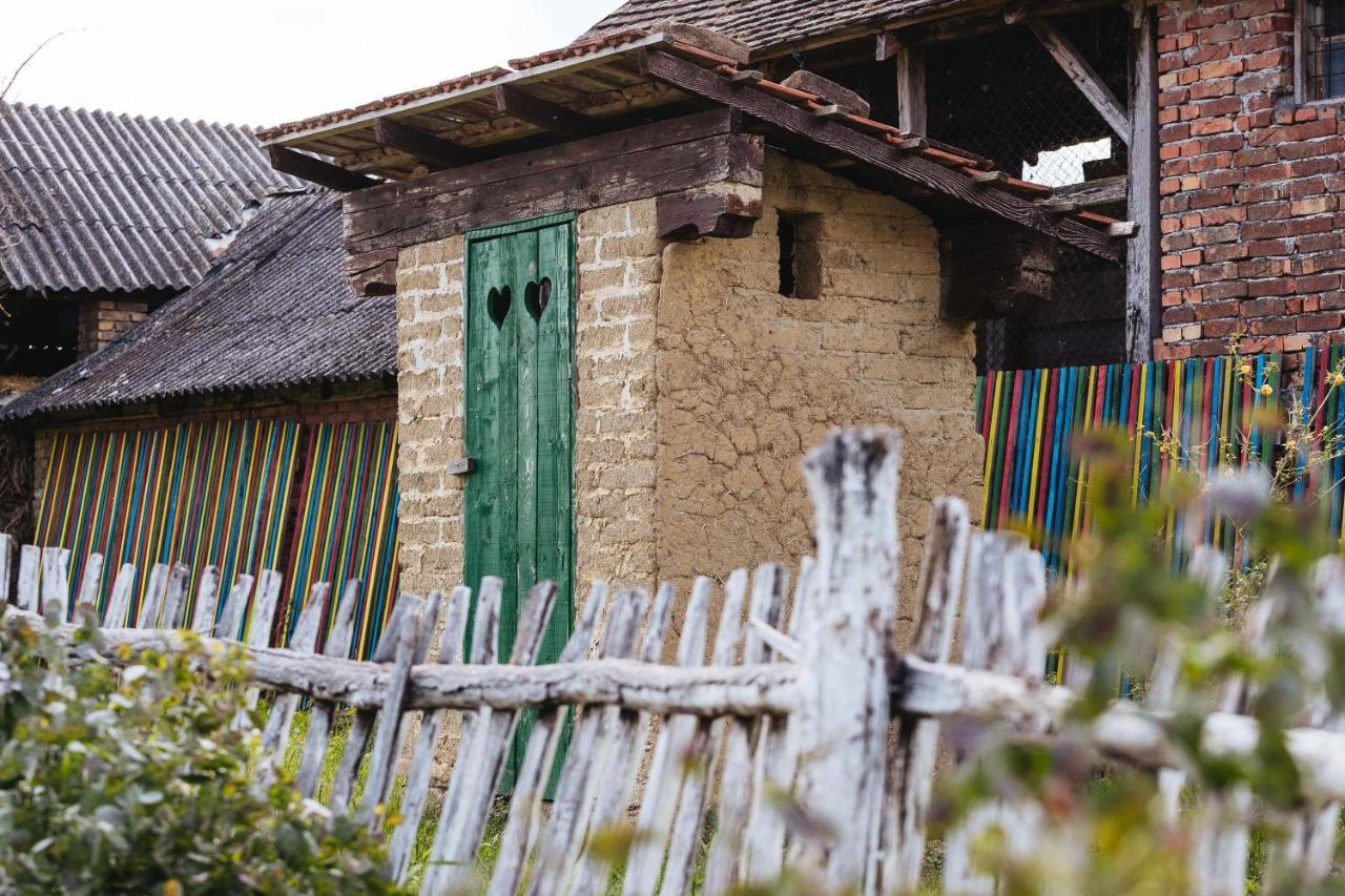 Bed and Breakfast Sobe Kod Baje - Baranjska Kuca Karanac Exterior foto
